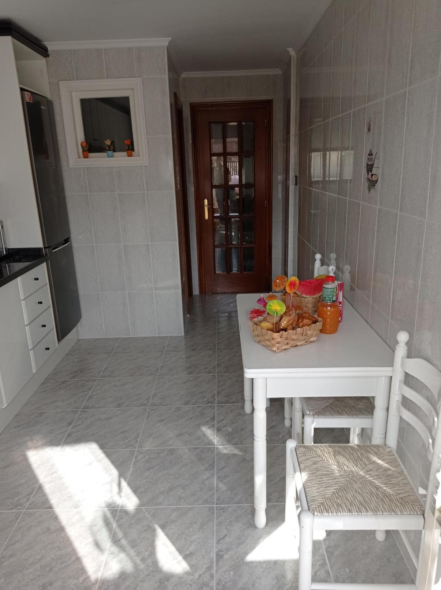Feriado, Apartamento Con Parking Incluido Cella Luaran gambar